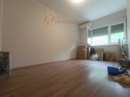 Avalska | 4zida.rs