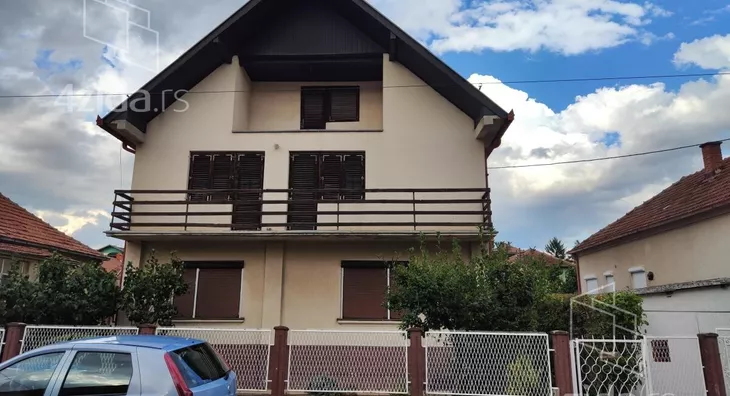 Kuća | 4zida