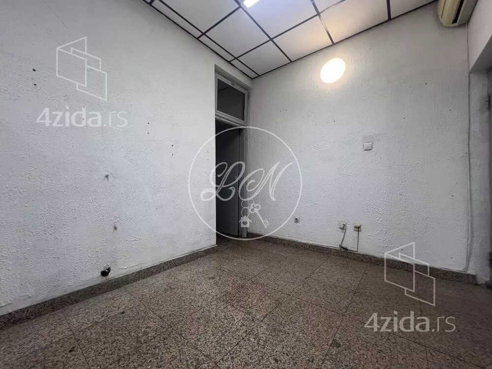 Lokal | 4zida