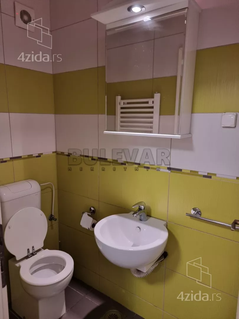 Troiposoban stan | 4zida