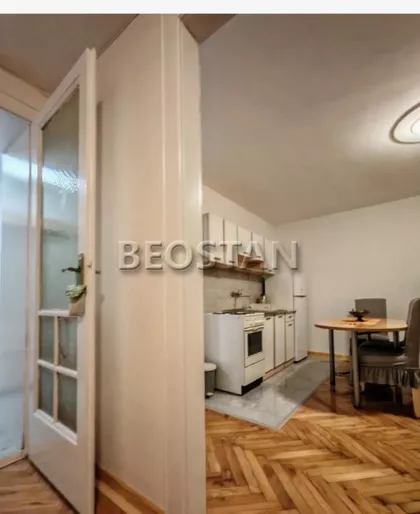 Karađorđev Trg | 4zida.rs