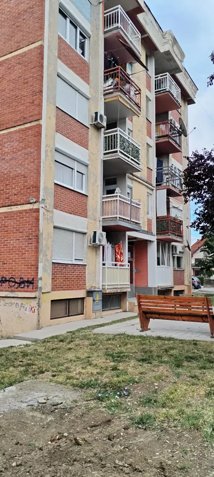 Vlačić | 4zida.rs