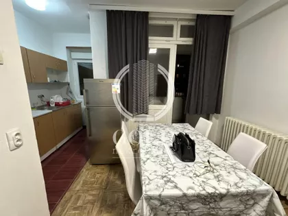 Bulevar Cara Lazara | 4zida.rs