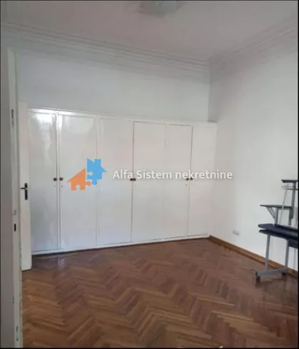 Krunski Venac | 4zida.rs