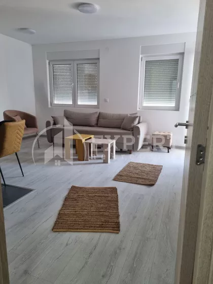 Mavrovska | 4zida.rs