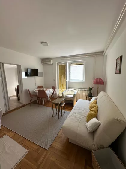 Pere Veljkovića | 4zida.rs