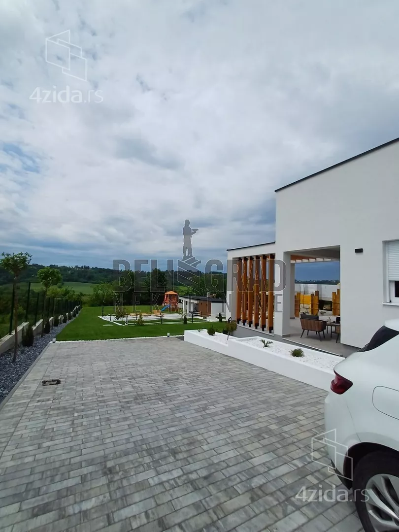 Kuća | 4zida