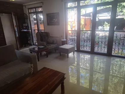 VUKICE MITROVIC | 4zida.rs