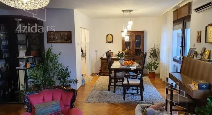 Kuća | 4zida
