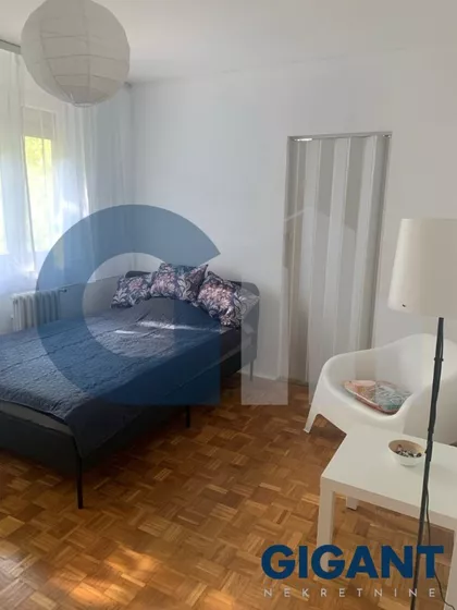 Radnih akcija | 4zida.rs