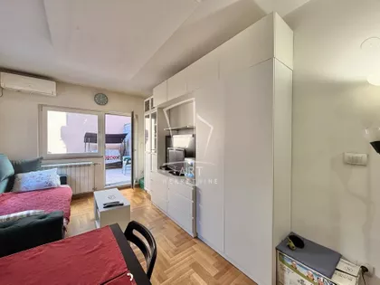 Tomazeova | 4zida.rs