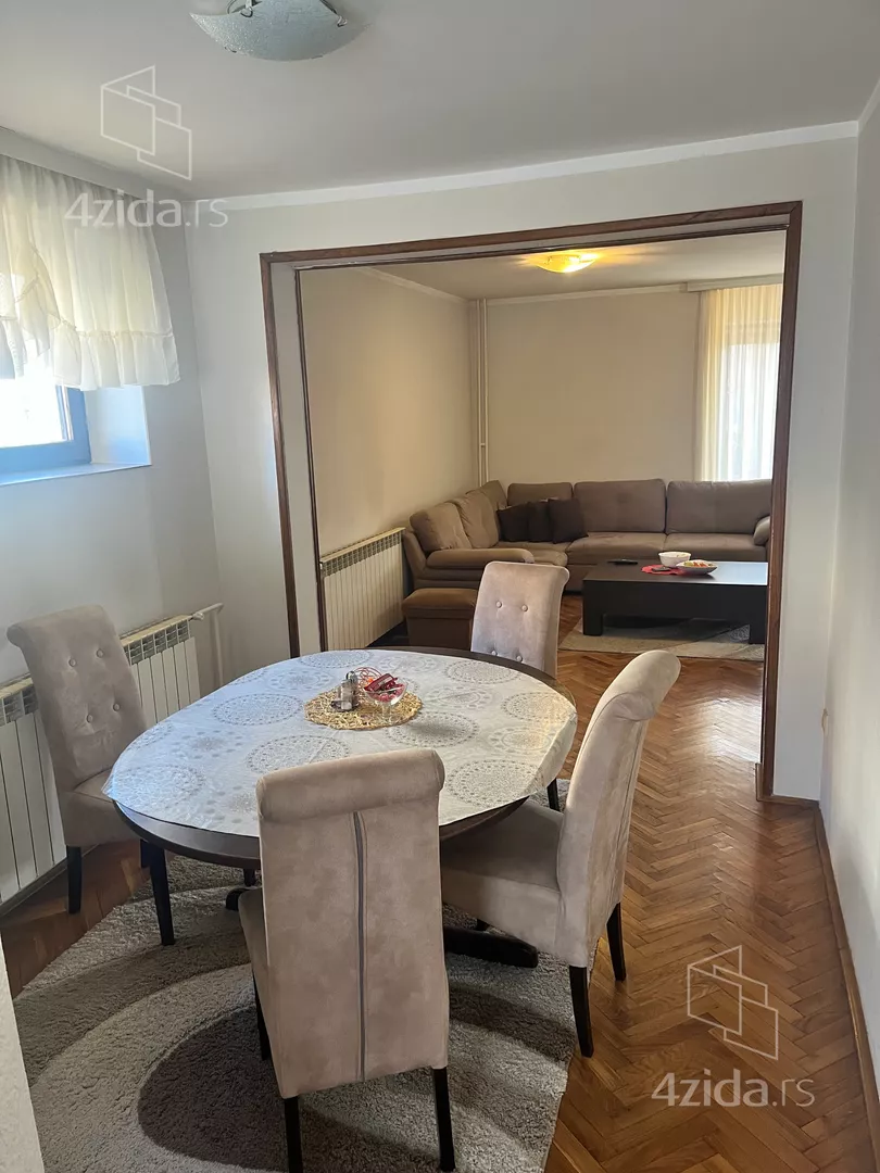 3-etažna kuća | 4zida