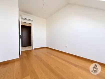 Banatić | 4zida.rs