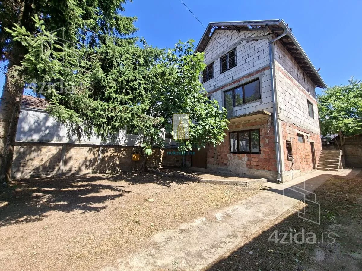 Kuća | 4zida