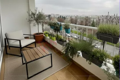 Ustanička | 4zida.rs