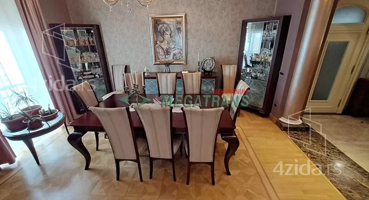 Šestosoban stan | 4zida