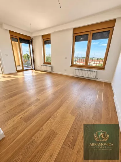 Bežanijska kosa 1 | 4zida.rs