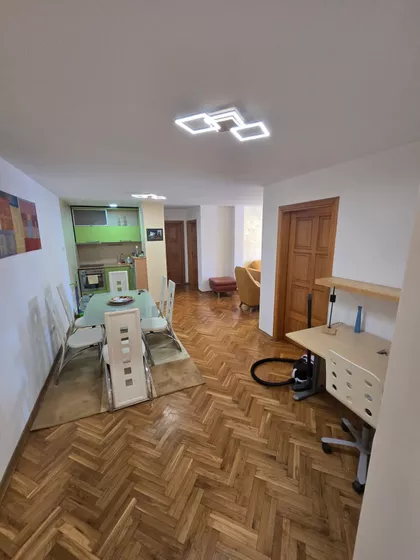 Hadži Ruvimova | 4zida.rs