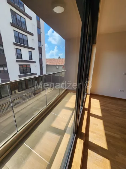 Prvomajska | 4zida.rs