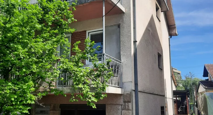 4-etažna kuća | 4zida