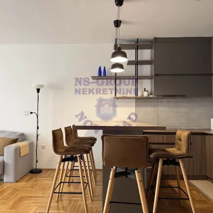 Bulevar Patrijarha Pavla (Somborski Bulevar) | 4zida.rs