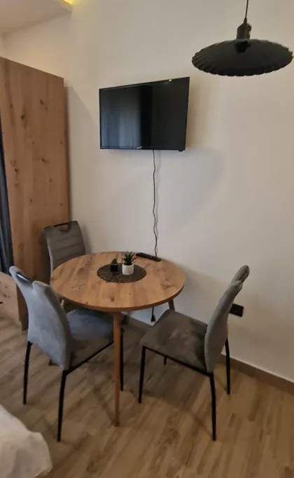 Stefana Prvovenčanog 64 | 4zida.rs