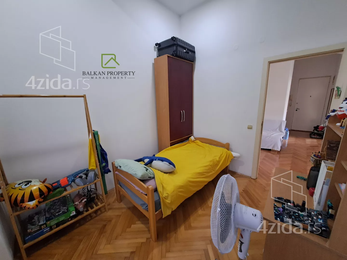 Dvoiposoban stan | 4zida