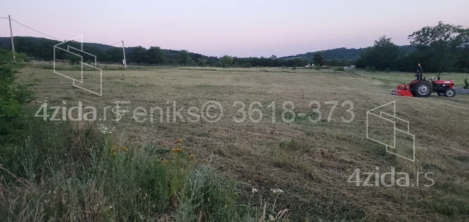 Plac | 4zida