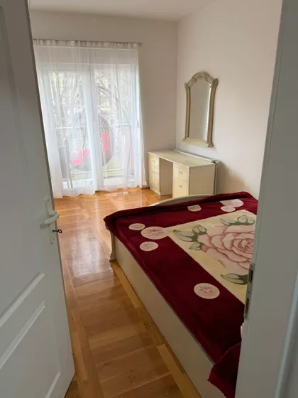 Vuka Karadžića | 4zida.rs