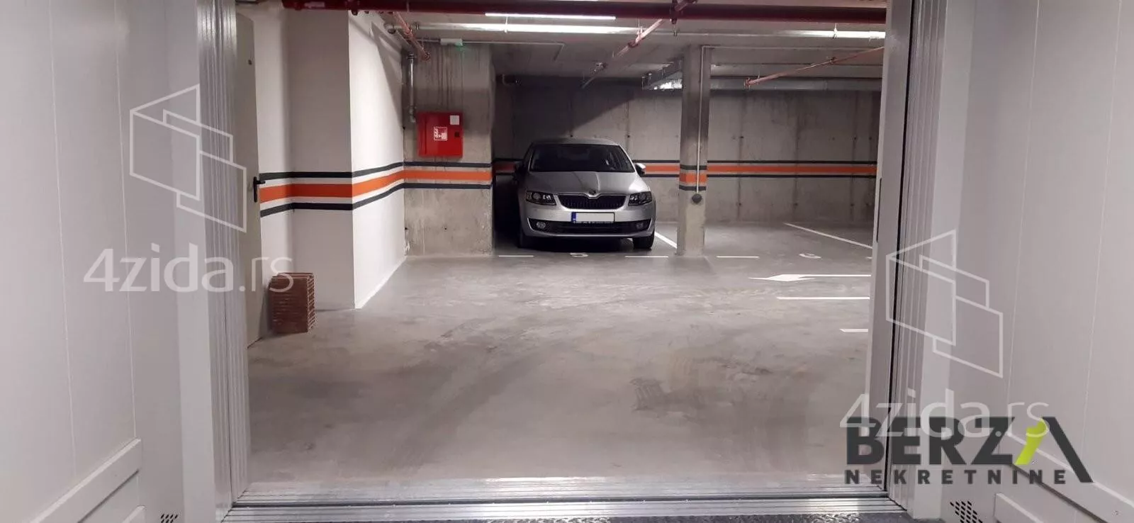 Garaža | 4zida