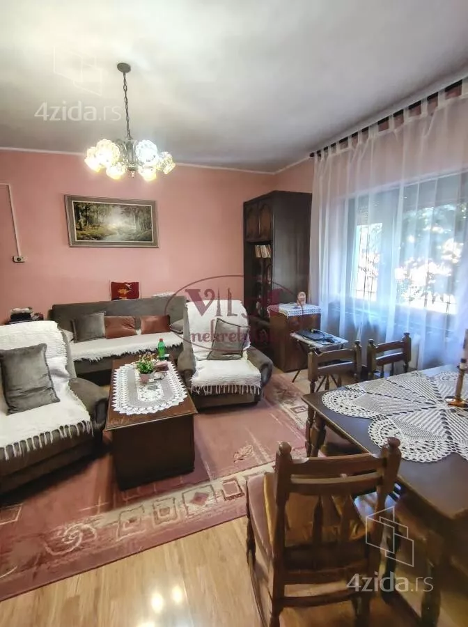 Kuća | 4zida