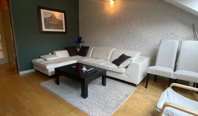 Četvoroiposoban stan | 4zida