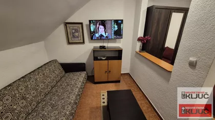 Cara Dušana | 4zida.rs