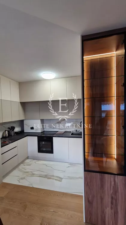 Hram Svetog Save | 4zida.rs