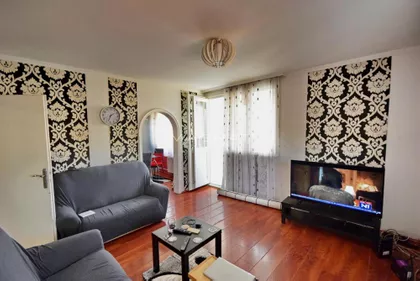 Glasinačka | 4zida.rs