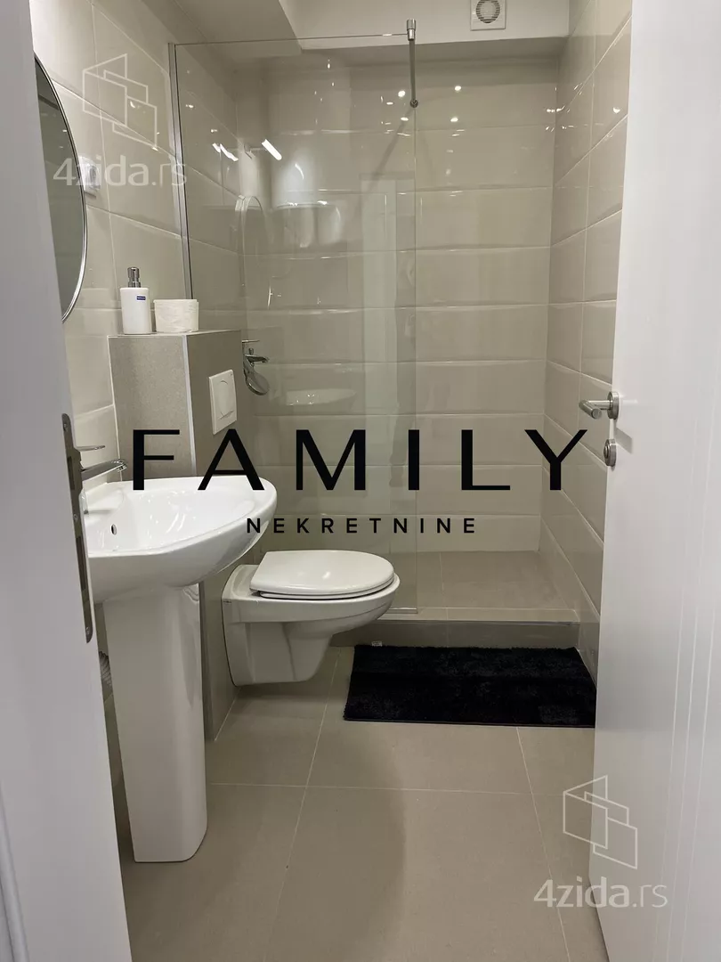 Četvoroiposoban stan | 4zida