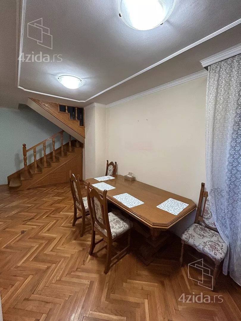 3-etažna kuća | 4zida