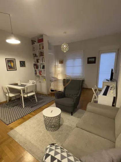 SKENDERBEGOVA | 4zida.rs