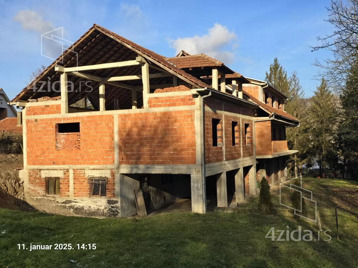 Kuća | 4zida
