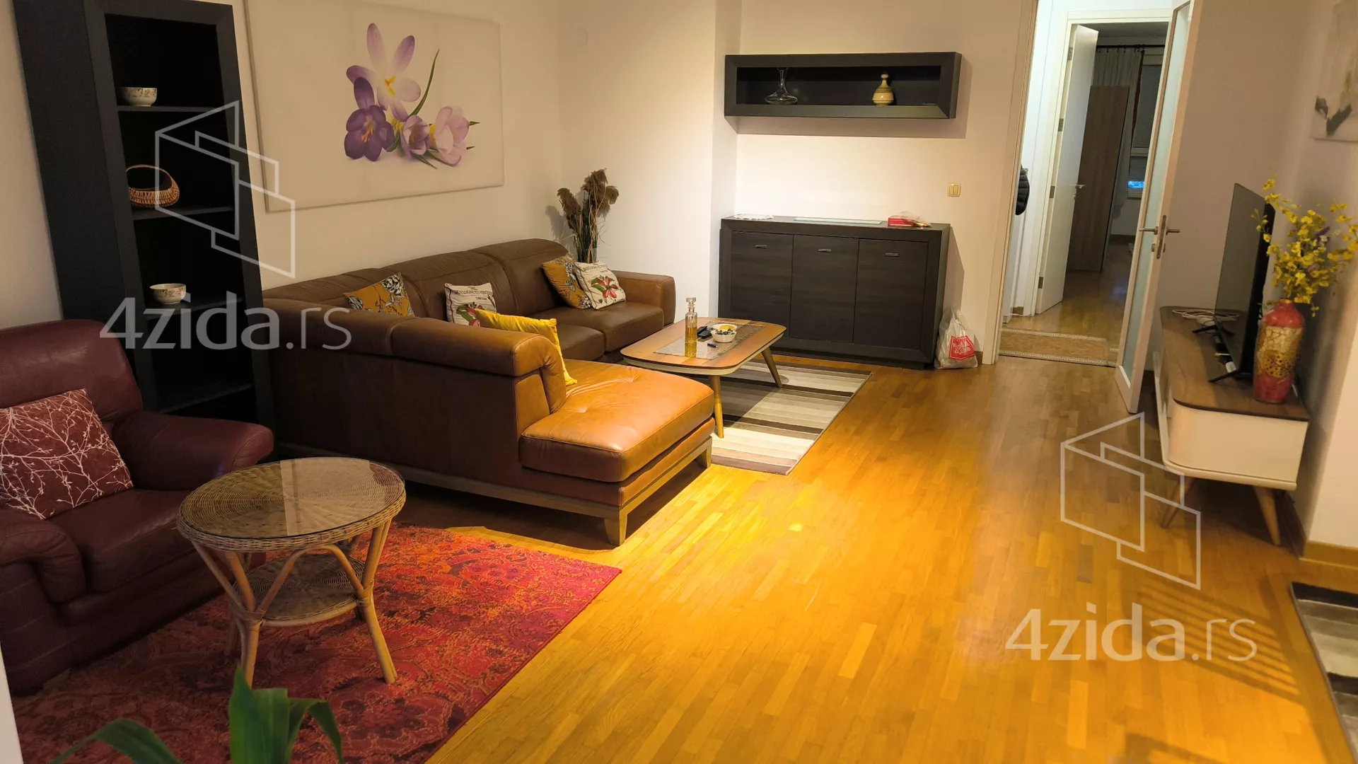 Četvoroiposoban stan | 4zida