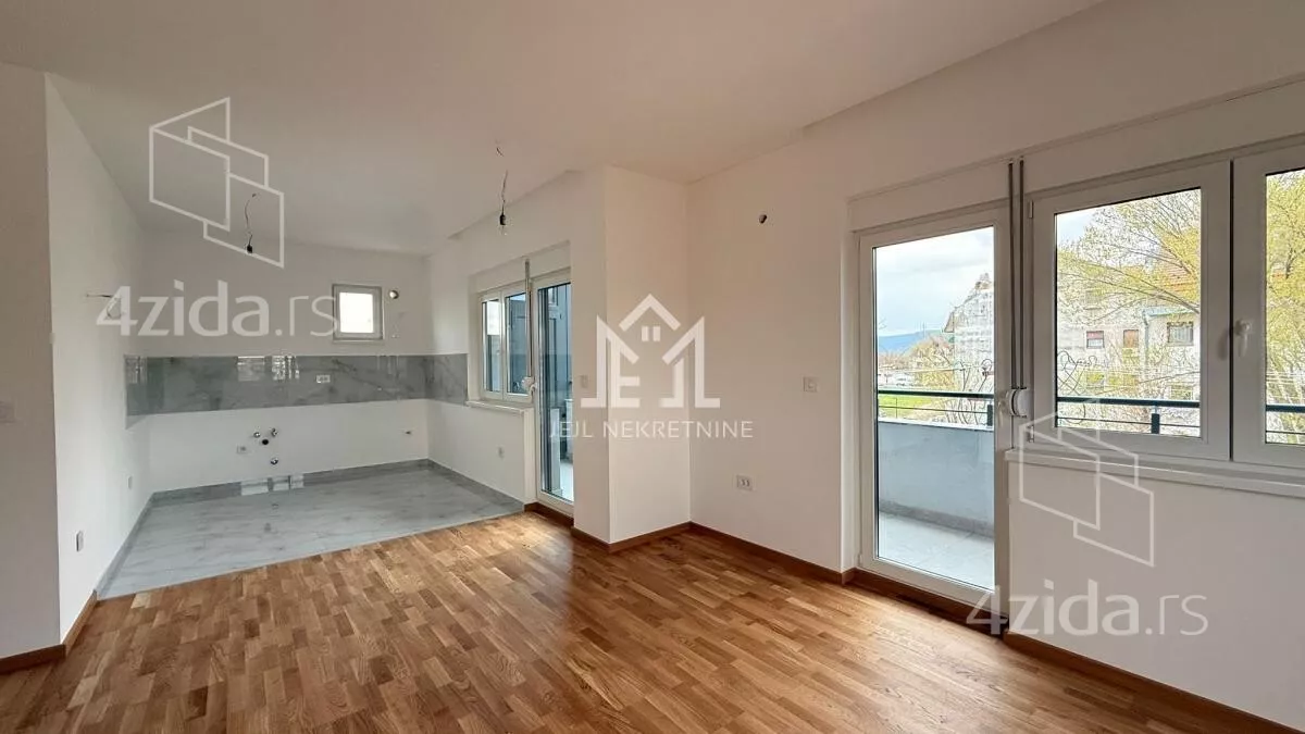 Osmosoban stan | 4zida