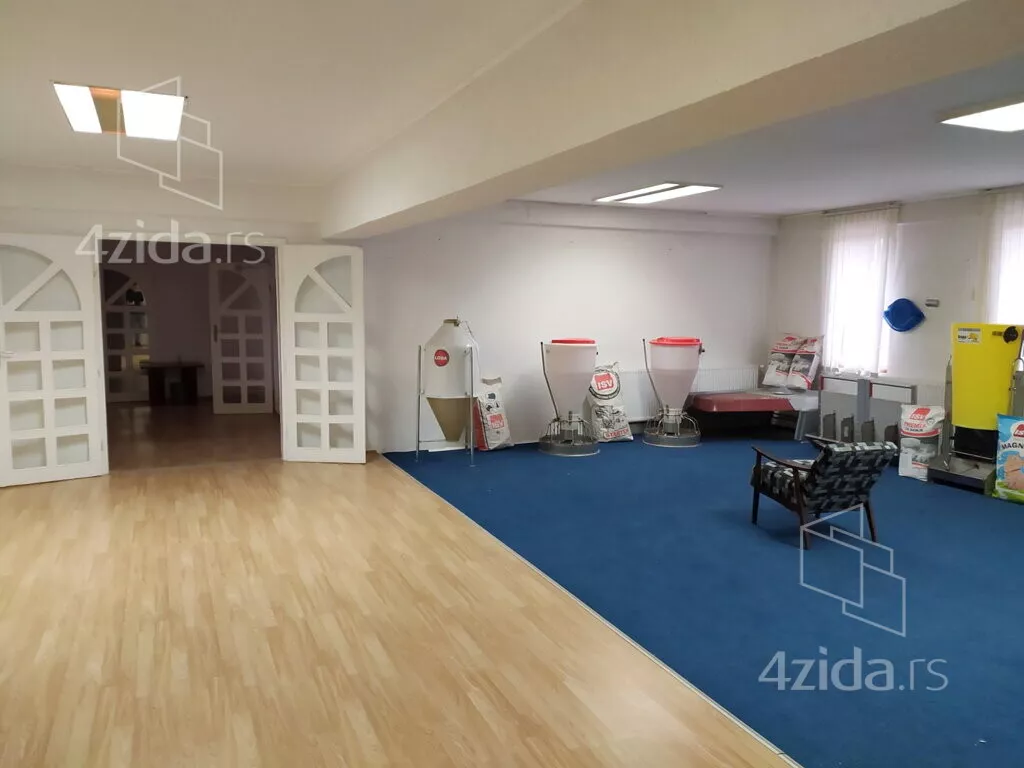 Poslovni prostor | 4zida