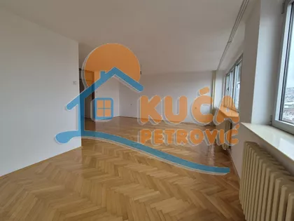 Cara Dušana | 4zida.rs