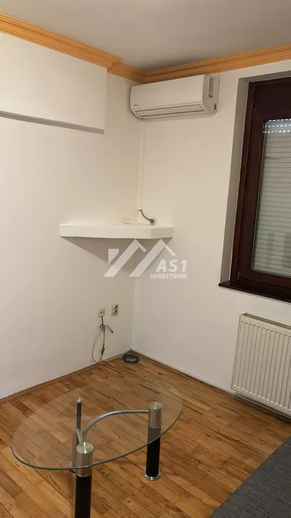 Berislava Berića | 4zida.rs