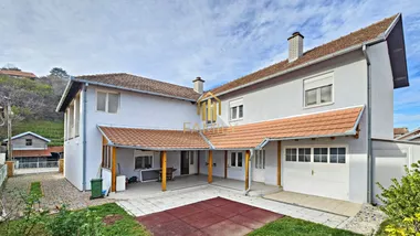 Centar