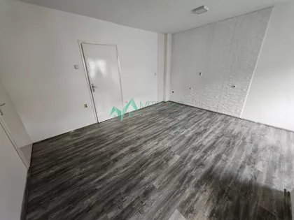 Železnička stanica | 4zida.rs