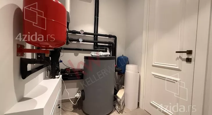 Petosoban stan | 4zida