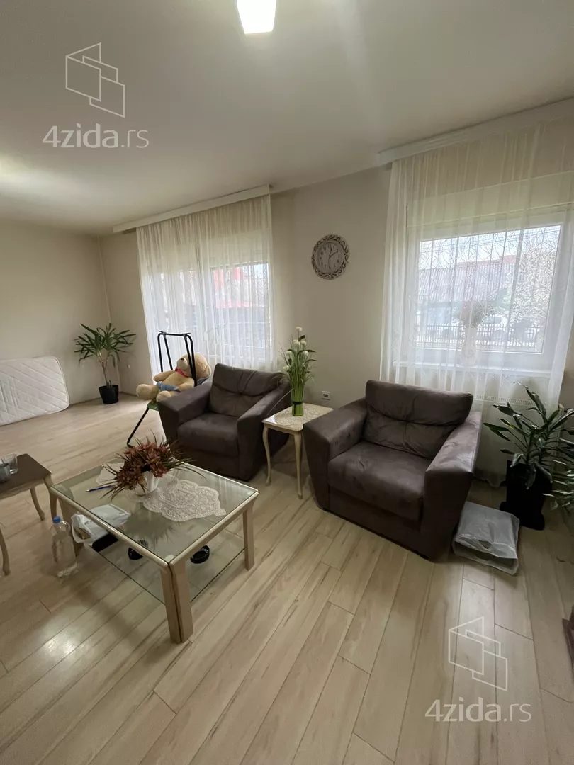 3-etažna kuća | 4zida