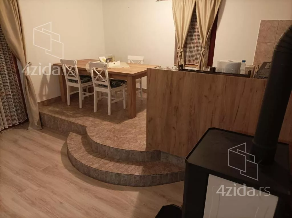3-etažna kuća | 4zida