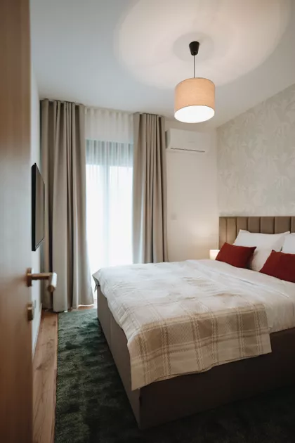 Žike Valjarevića 37 | 4zida.rs